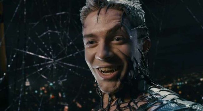 He tried his best, I’ll give him that much. But Topher Grace was just too sweet and too innocent to ever work as Venom in Spider-Man 3. It can’t be easy to try and shed the role you’ve been typecast into, but we couldn’t stop seeing young Eric Forman from That ’70s Show dressed as […]