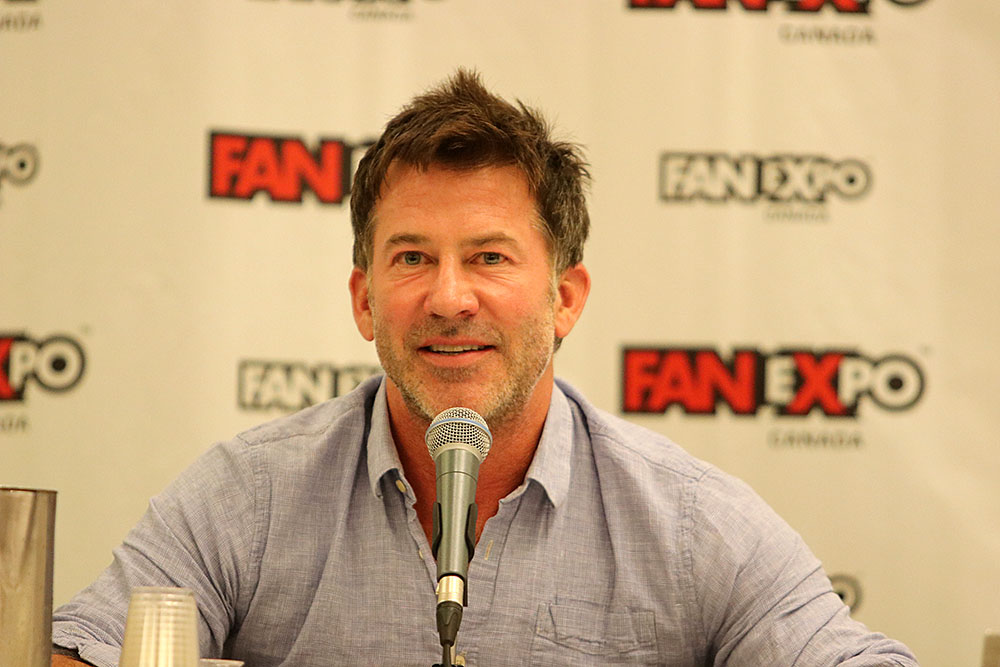 Go to Joe Flanigan shares stories about Jason Momoa. 