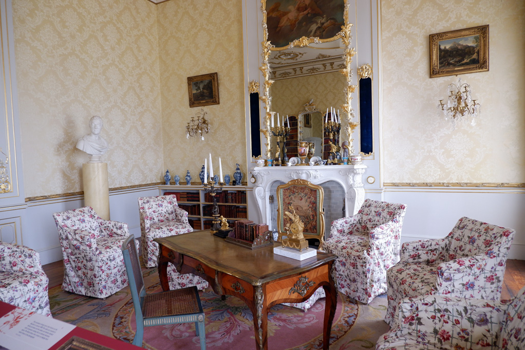 Inside Wrest Park mansion « Celebrity Gossip and Movie News